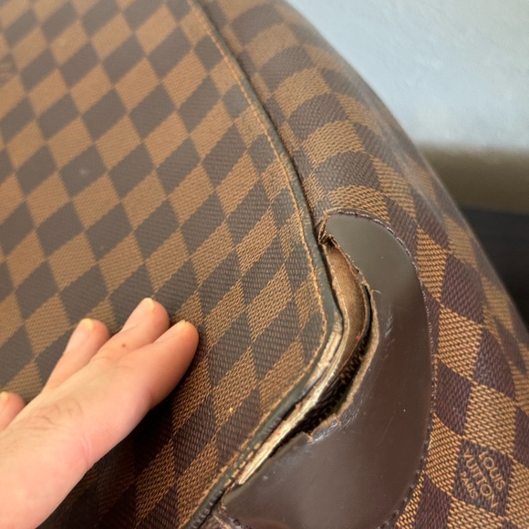 Louis Vuitton Damier bag - Picture 8 of 12
